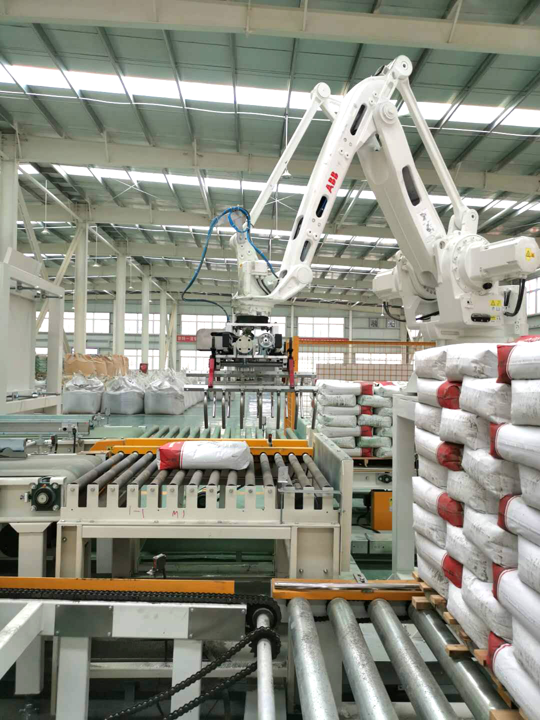 ?大廣金剛砂地坪材料  新鄉自動化工廠！