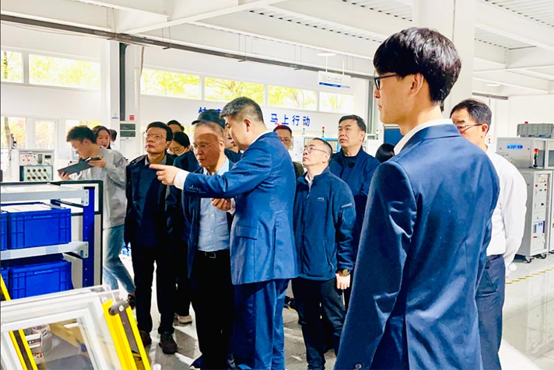 深化合作丨中国电器工业协会微电机分会八届四次理事会一行到艾普智能参观交流—AIP艾普
